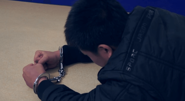 因中共逼迫使我十三年不敢與家人聯繫(一) 因中共逼迫使我十三年不敢與家人聯繫(一)