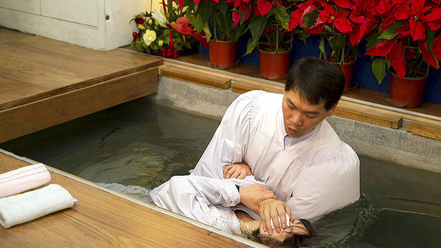 信神不受洗能是基督徒嗎？一場關於受洗的爭論……