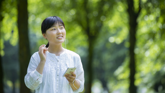 不再與命運抗爭的日子很輕鬆